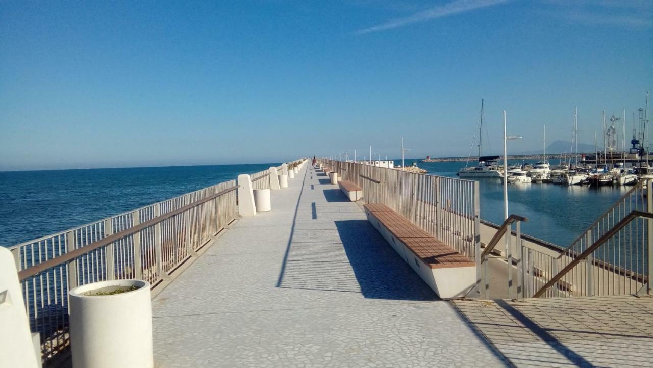 Apto Mar Del Este Alquiler Semanal Solo Familias Playa de Gandia エクステリア 写真